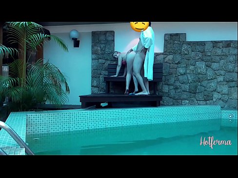 ❤️ Šéf pozve služebnou k bazénu, ale neodolala žhavému ❤ Porno u cs.safehaus.top